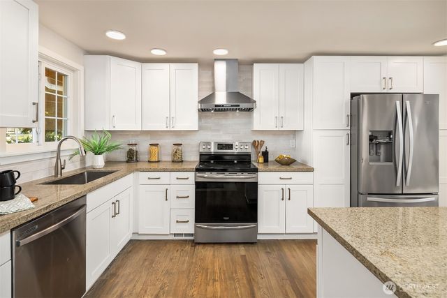 113 152nd Place SE, Bellevue, WA 98007