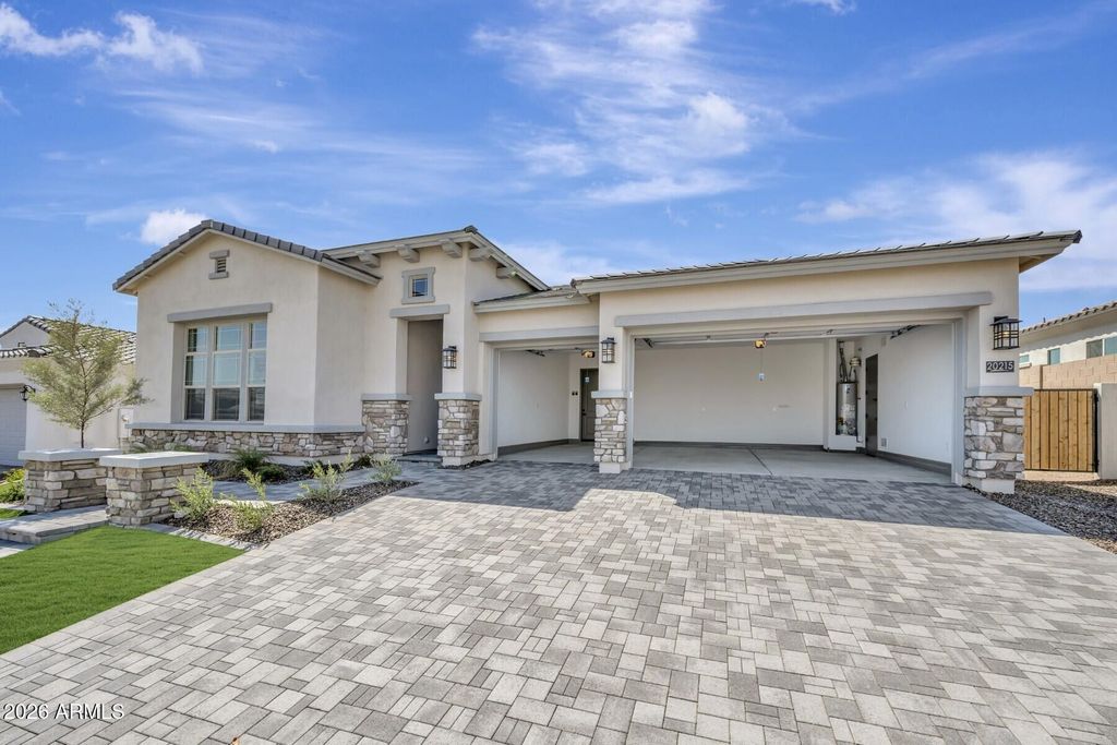 20215 W LUKE Avenue, Litchfield Park, AZ 85340 — photo 2