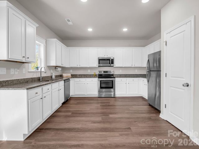 104 Preston Trail, Kings Mountain, NC 28086