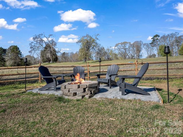 104 Preston Trail, Kings Mountain, NC 28086