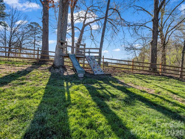 104 Preston Trail, Kings Mountain, NC 28086