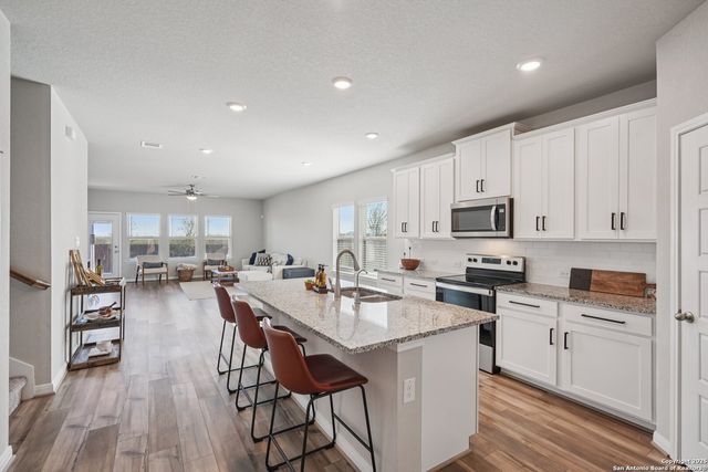 3311 Junction Bay, Converse, TX 78109