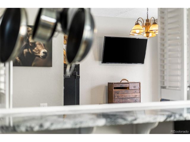 16066 E Ithaca Pl B, Aurora, CO 80013