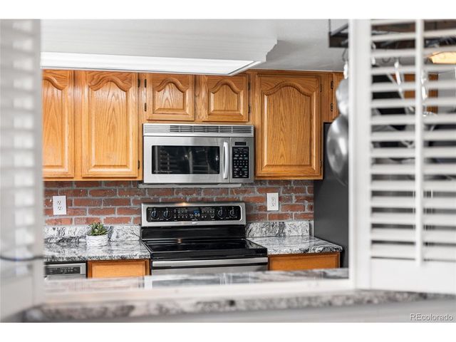 16066 E Ithaca Pl B, Aurora, CO 80013