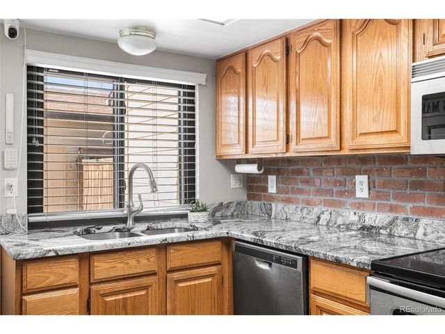 16066 E Ithaca Pl B, Aurora, CO 80013