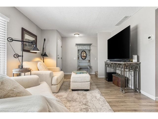 16066 E Ithaca Pl B, Aurora, CO 80013