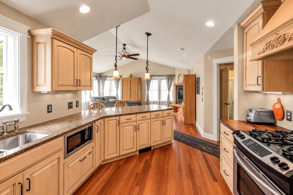 3836 Togo Road, Spring Park, MN 55384