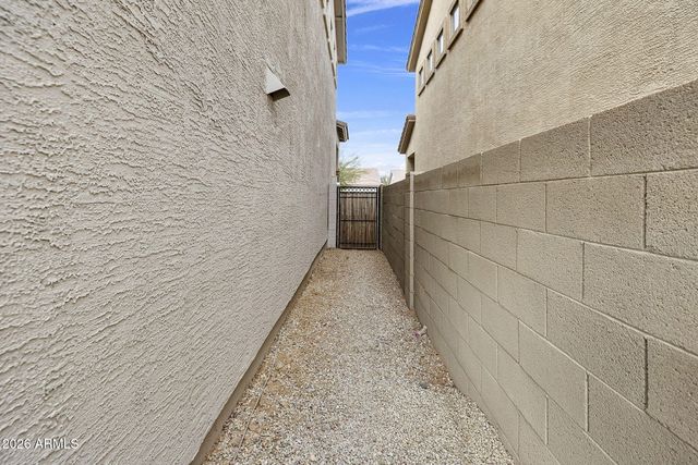 513 W JULIE Drive, Tempe, AZ 85283