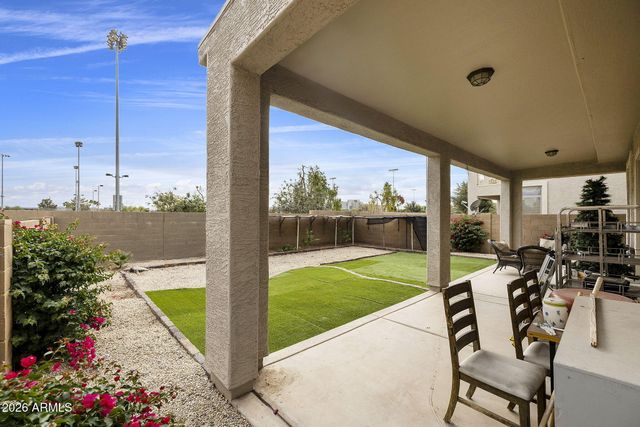 513 W JULIE Drive, Tempe, AZ 85283