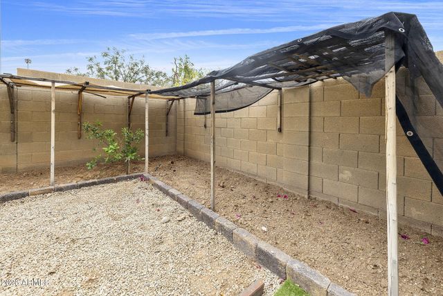 513 W JULIE Drive, Tempe, AZ 85283