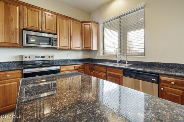 513 W JULIE Drive, Tempe, AZ 85283