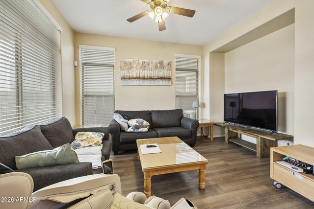 513 W JULIE Drive, Tempe, AZ 85283