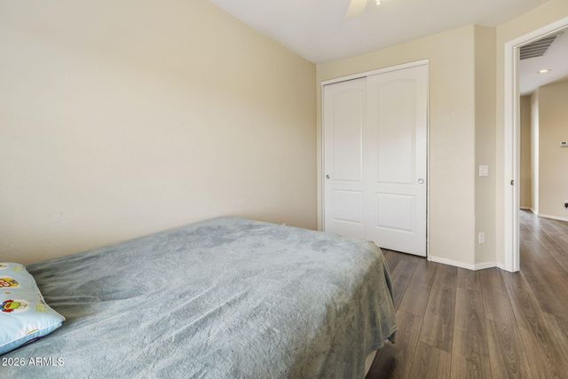 513 W JULIE Drive, Tempe, AZ 85283