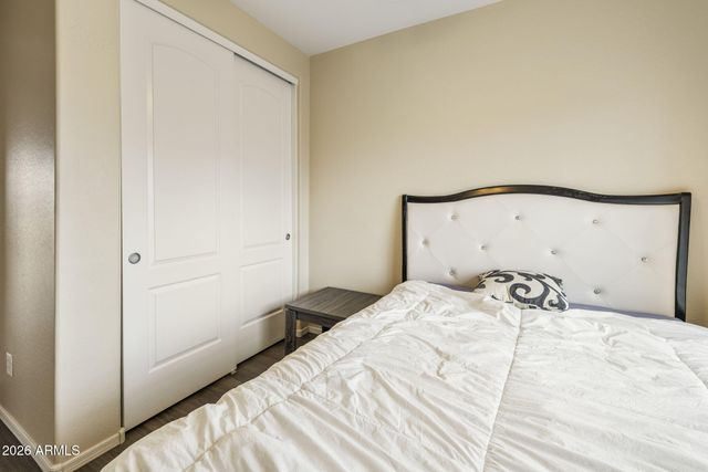 513 W JULIE Drive, Tempe, AZ 85283