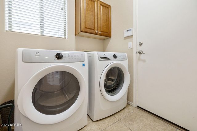 513 W JULIE Drive, Tempe, AZ 85283