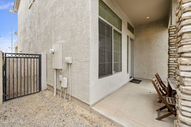 513 W JULIE Drive, Tempe, AZ 85283