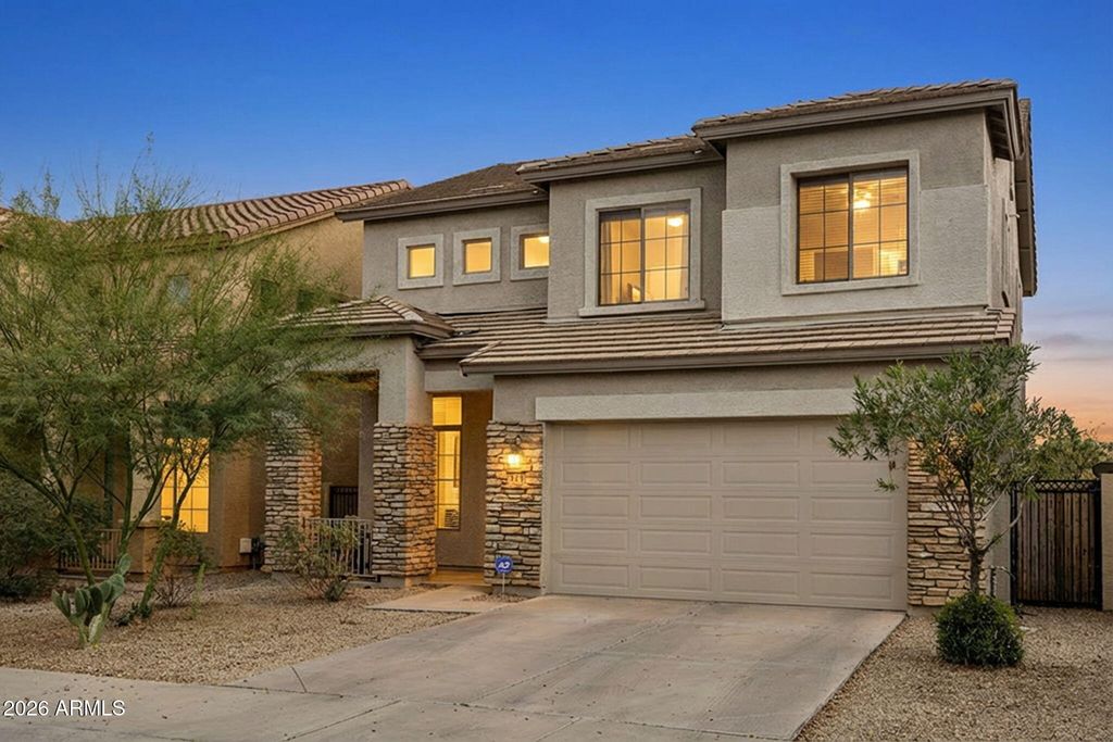 513 W JULIE Drive, Tempe, AZ 85283