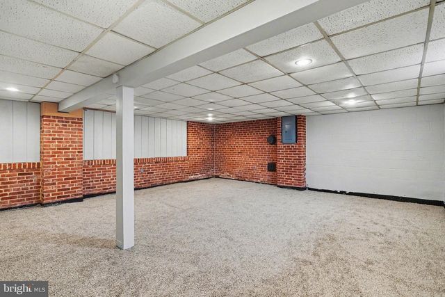 32 PINE RD, Abbottstown, PA 17301