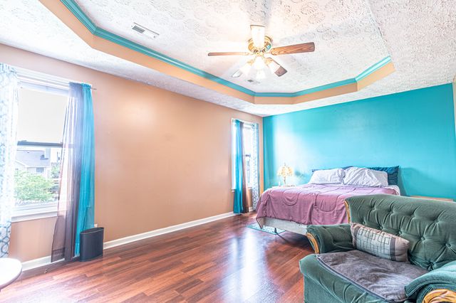 3321 Greenspoint Dr, Clarksville, TN 37042