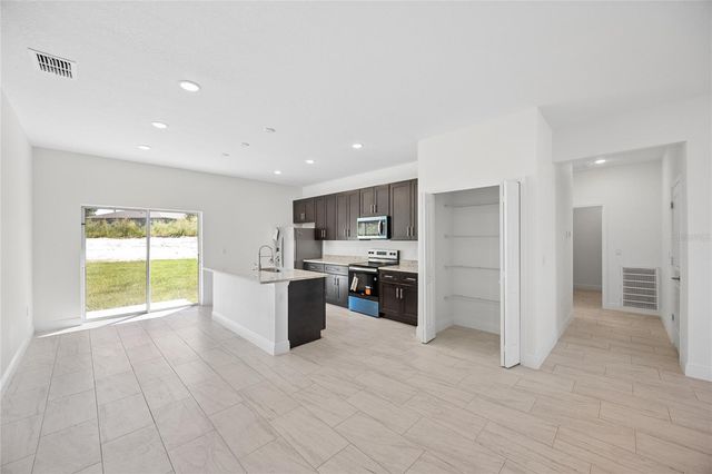 2498 SW 163RD PLACE, Ocala, FL 34473