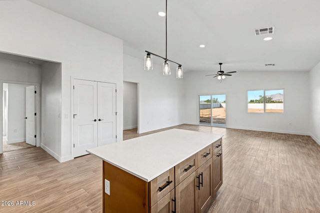 9806 W APPALOOSA Trail, Casa Grande, AZ 85194