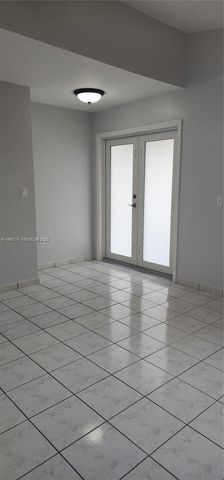 2574 W 71st Pl 0, Hialeah, FL 33016