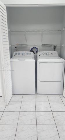 2574 W 71st Pl 0, Hialeah, FL 33016