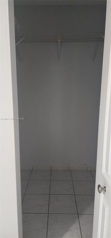 2574 W 71st Pl 0, Hialeah, FL 33016