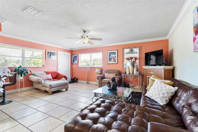 5829 Taylor Street, Hollywood, FL 33021