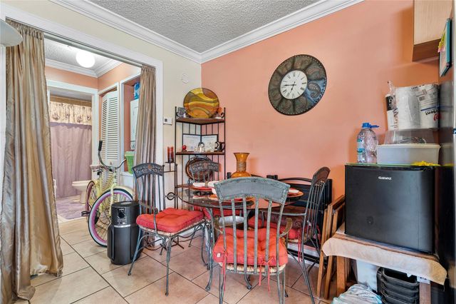 5829 Taylor Street, Hollywood, FL 33021