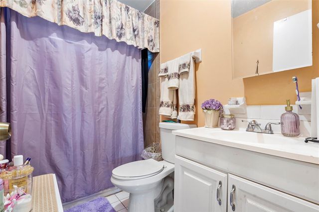 5829 Taylor Street, Hollywood, FL 33021