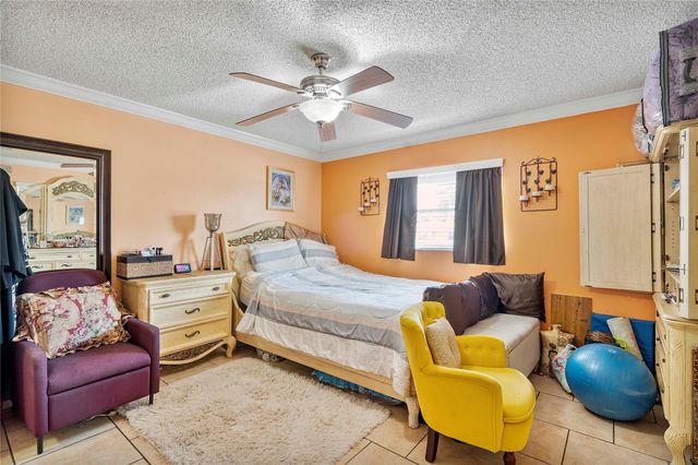 5829 Taylor Street, Hollywood, FL 33021