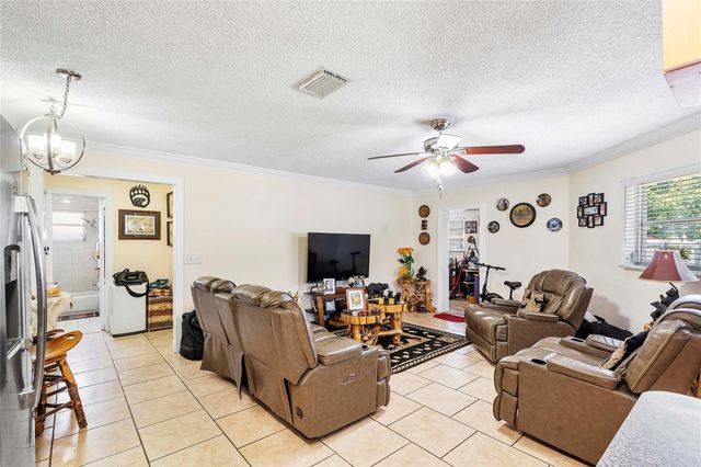 5829 Taylor Street, Hollywood, FL 33021