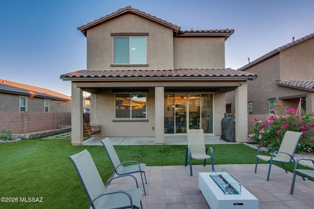 7877 S Wolf Creek Drive, Tucson, AZ 85757