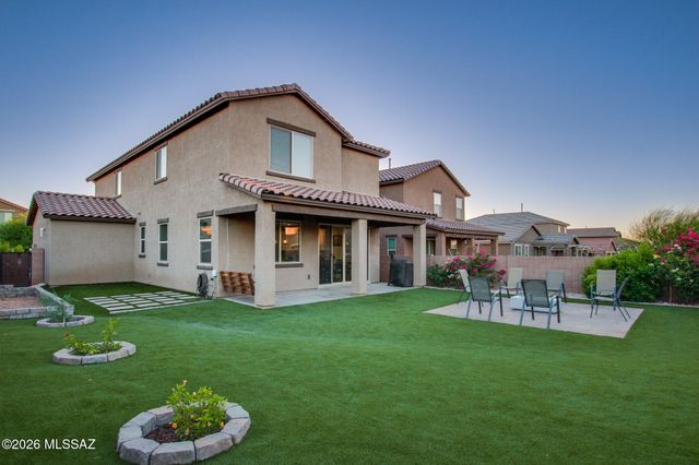 7877 S Wolf Creek Drive, Tucson, AZ 85757