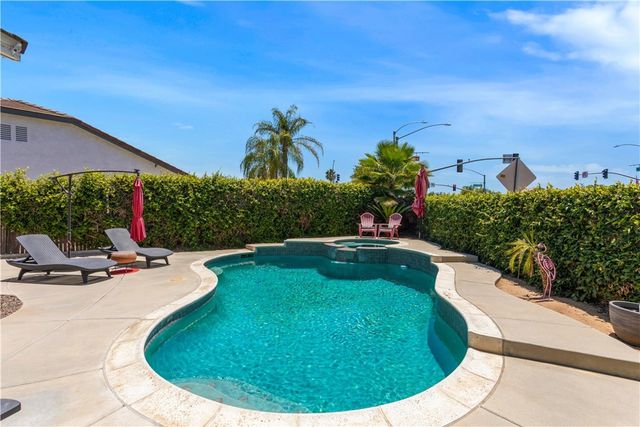 30475 Tolstoy Court, Menifee, CA 92584
