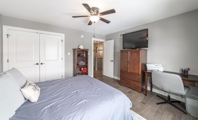 9185 W 107th Place, St. John, IN 46373