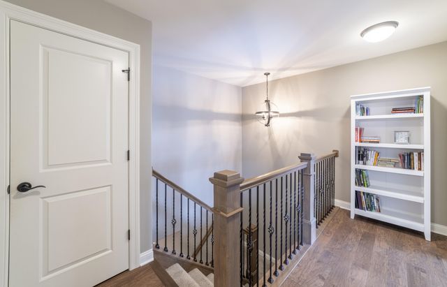 9185 W 107th Place, St. John, IN 46373