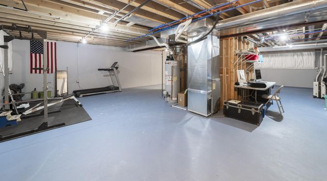 9185 W 107th Place, St. John, IN 46373