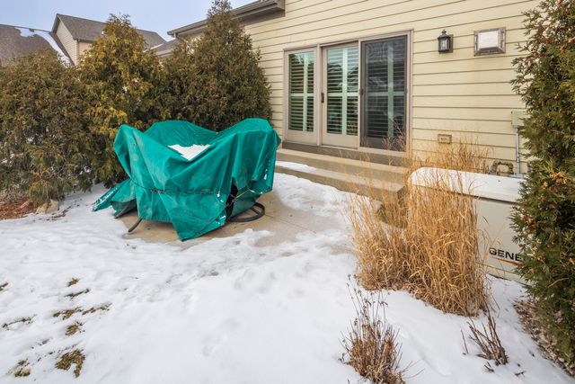 9185 W 107th Place, St. John, IN 46373