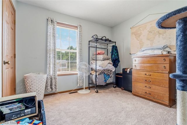 6055 Apple Street, Louisville, OH 44641