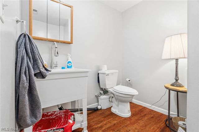 6055 Apple Street, Louisville, OH 44641