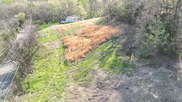809 Emery Road, Soddy Daisy, TN 37379