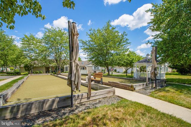 212 N PONDVIEW BLVD, Monroe Township, NJ 08831