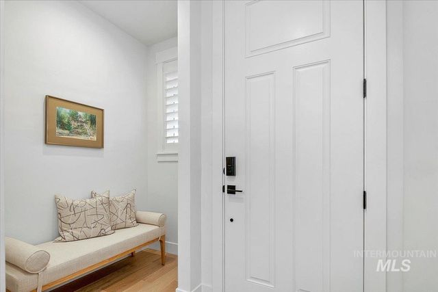 4712 W Apgar St, Meridian, ID 83646