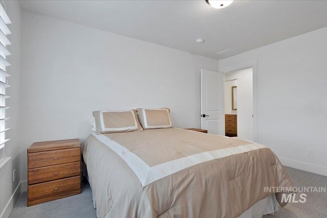 4712 W Apgar St, Meridian, ID 83646