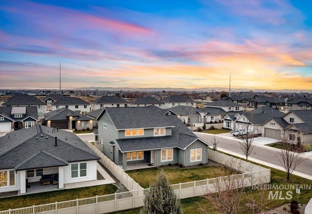 4712 W Apgar St, Meridian, ID 83646