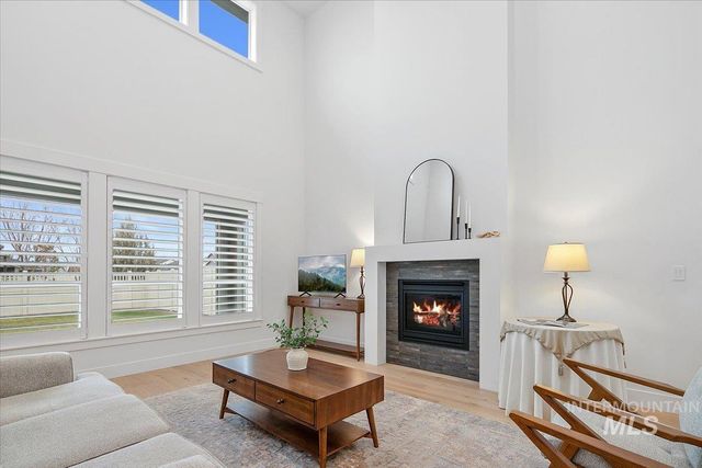 4712 W Apgar St, Meridian, ID 83646