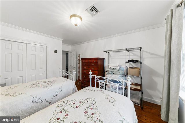 4676 MALDEN DR, Wilmington, DE 19803