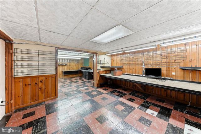4676 MALDEN DR, Wilmington, DE 19803